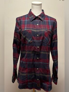 NWOT Legendary woman’s plaid button up shirt casual transitional weather outdoor